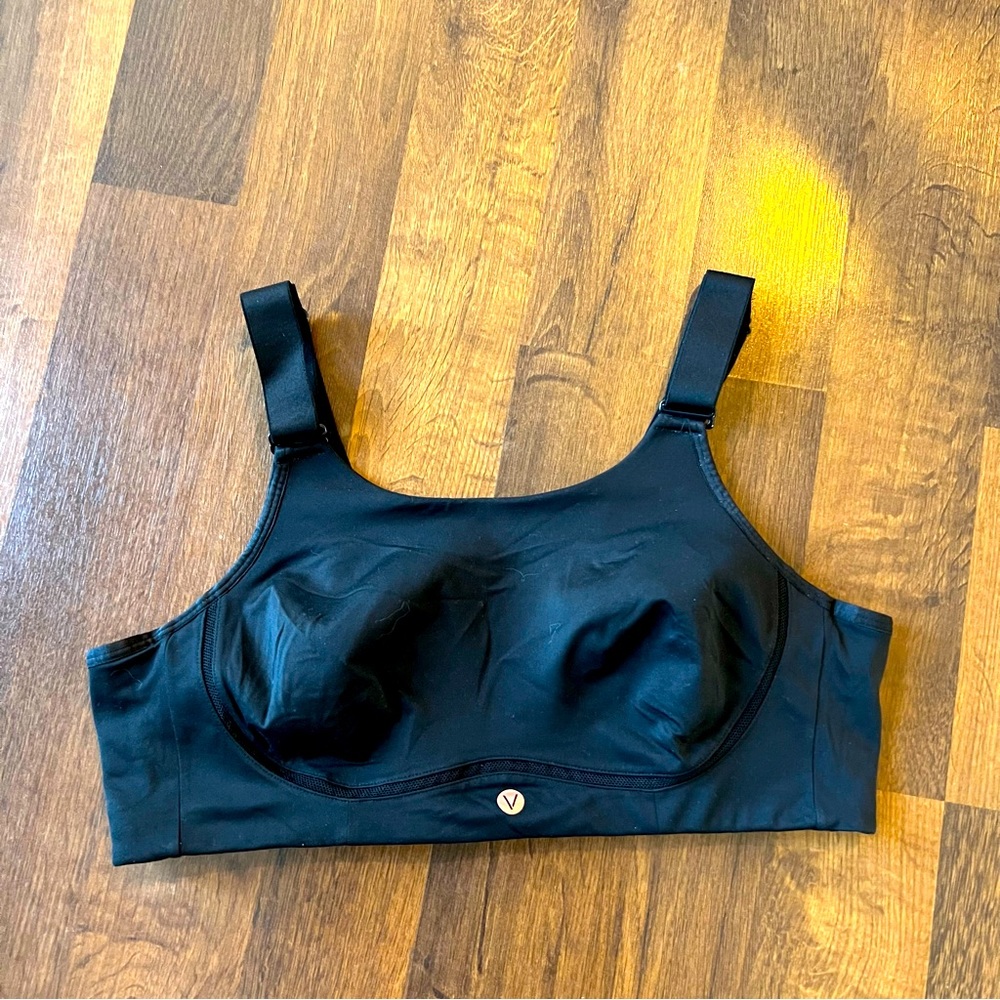 42C Livi high impact black sports bra